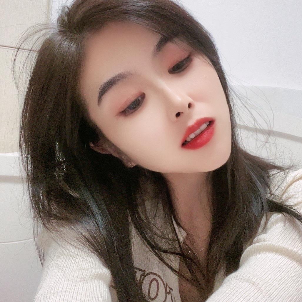 *伊逸*