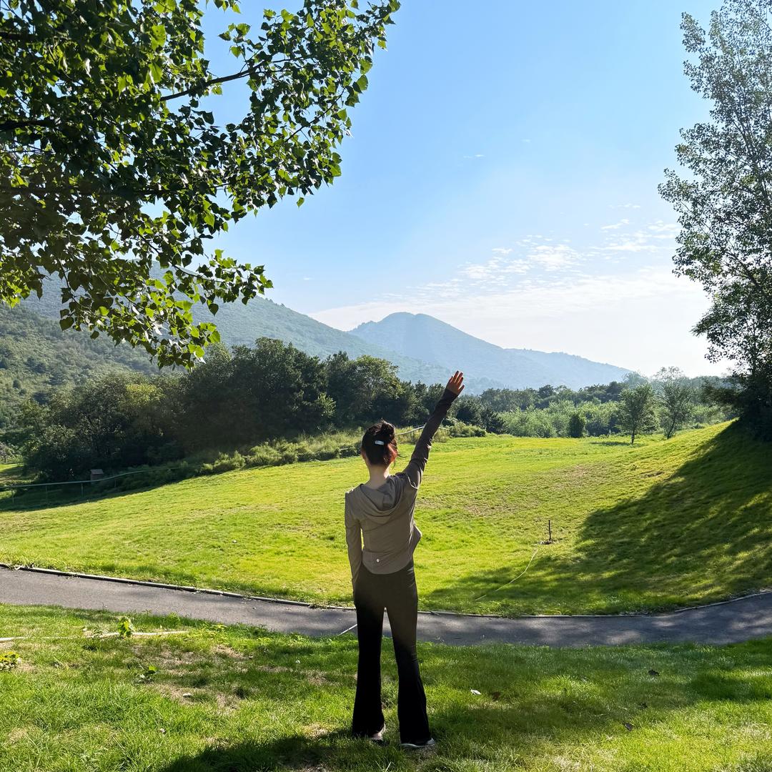 小何姐姐💕🐑