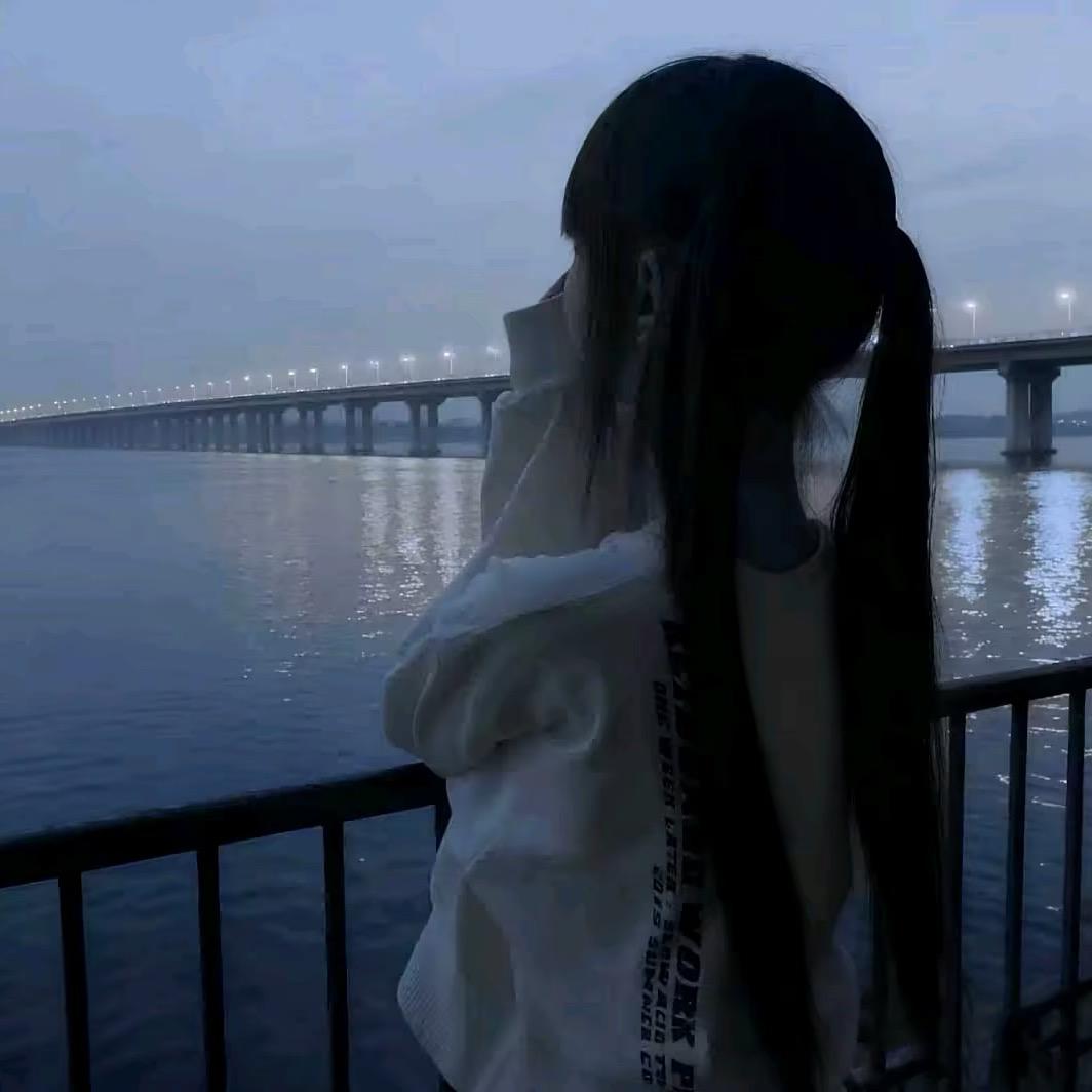 少些天真