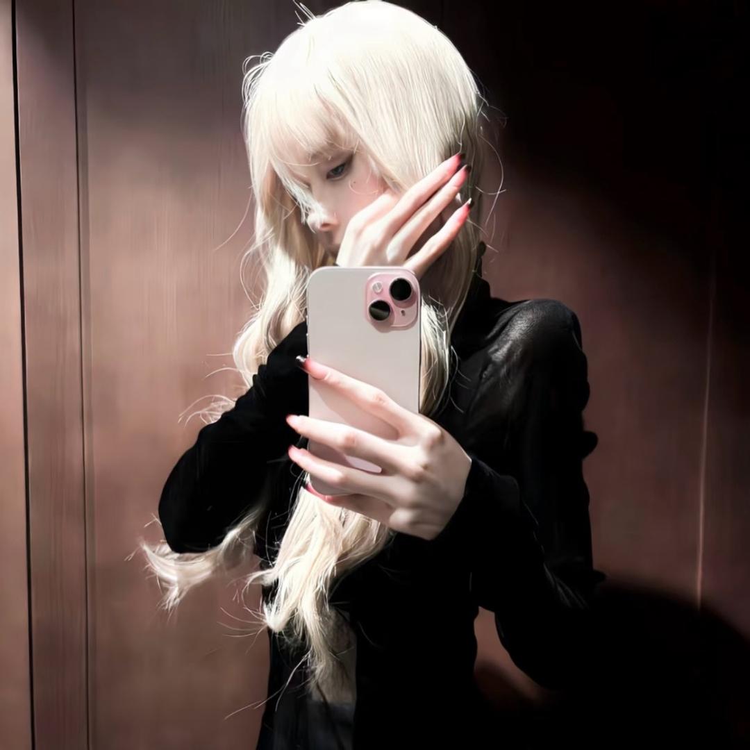 冷漠女核.