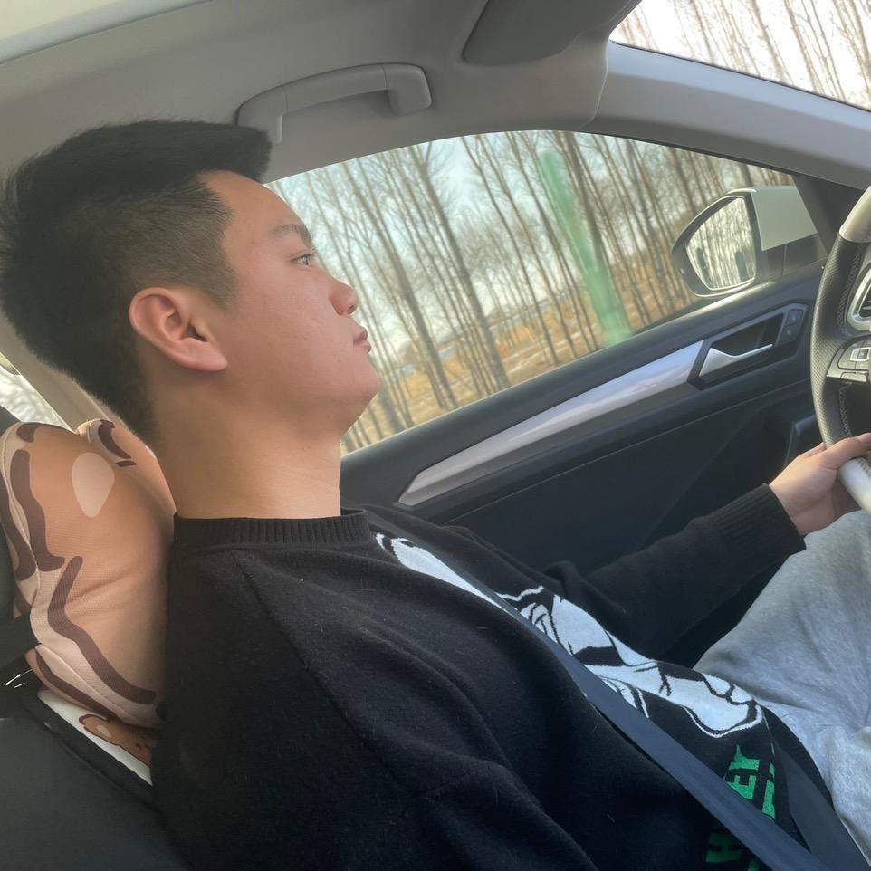 小雷特价新车
