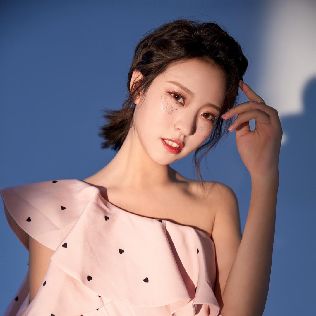 奔跑的张萌儿