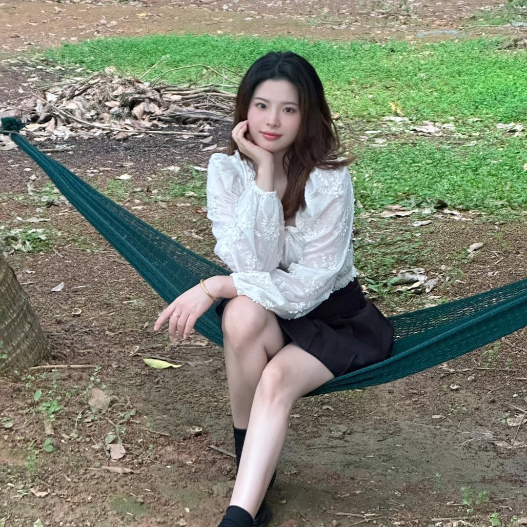 微微霞｜化妆造型主理人一艾琳