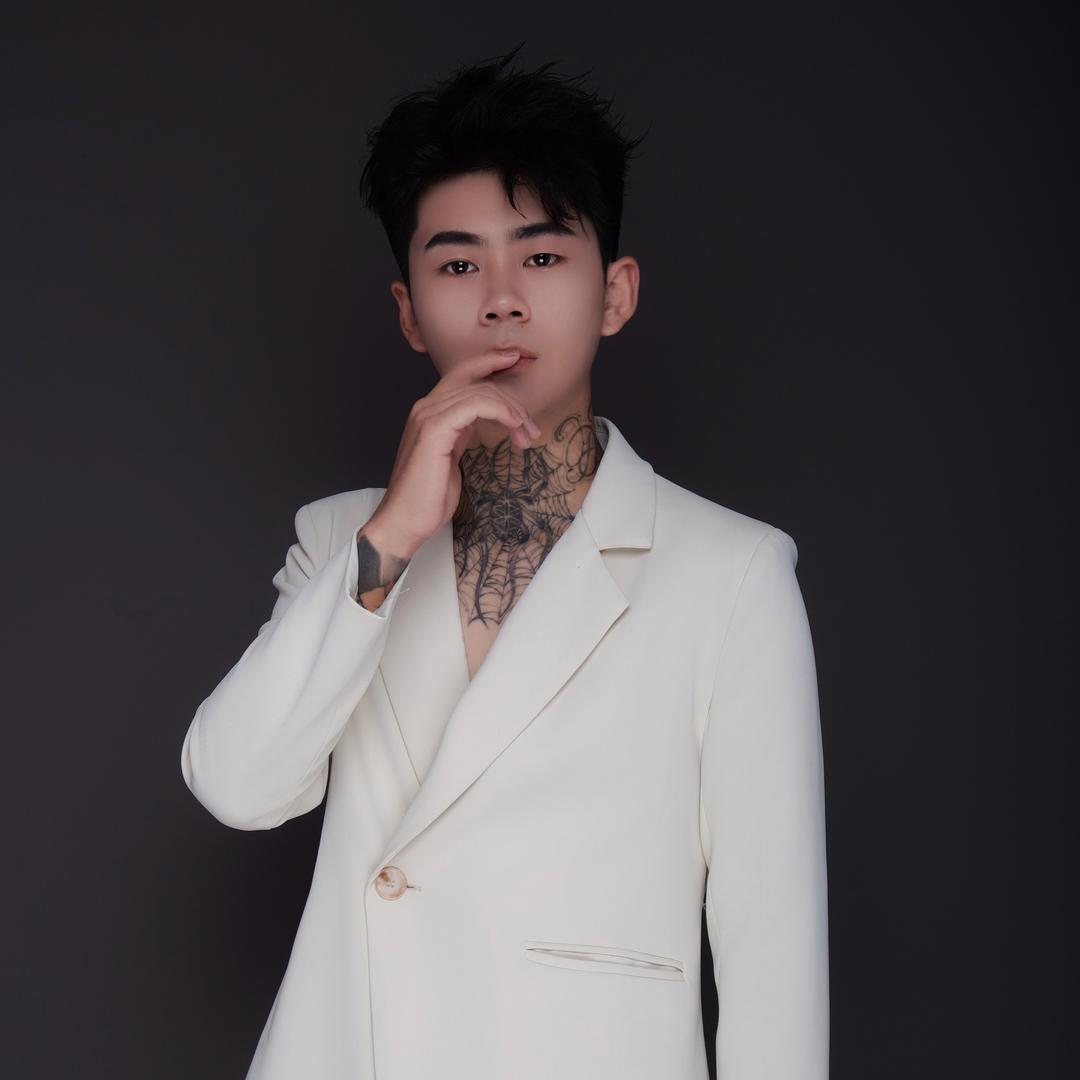 蛋白水润直发~老张