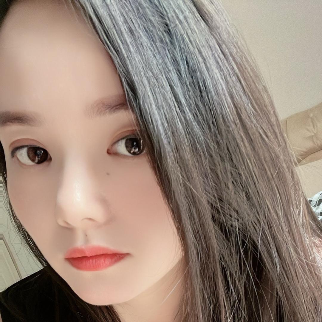深情的微笑
