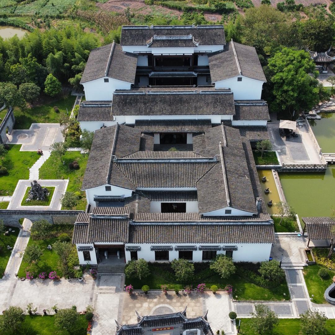 葛兰镇秀才庄园