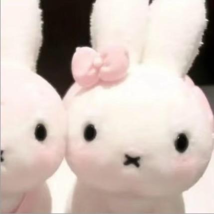 >ω<