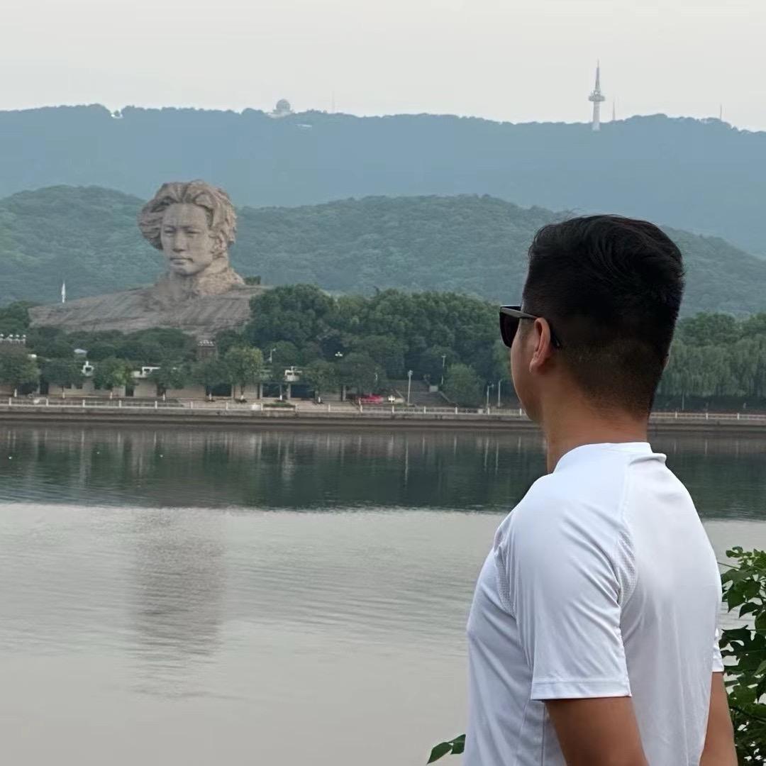 烟花-叫我小任啊