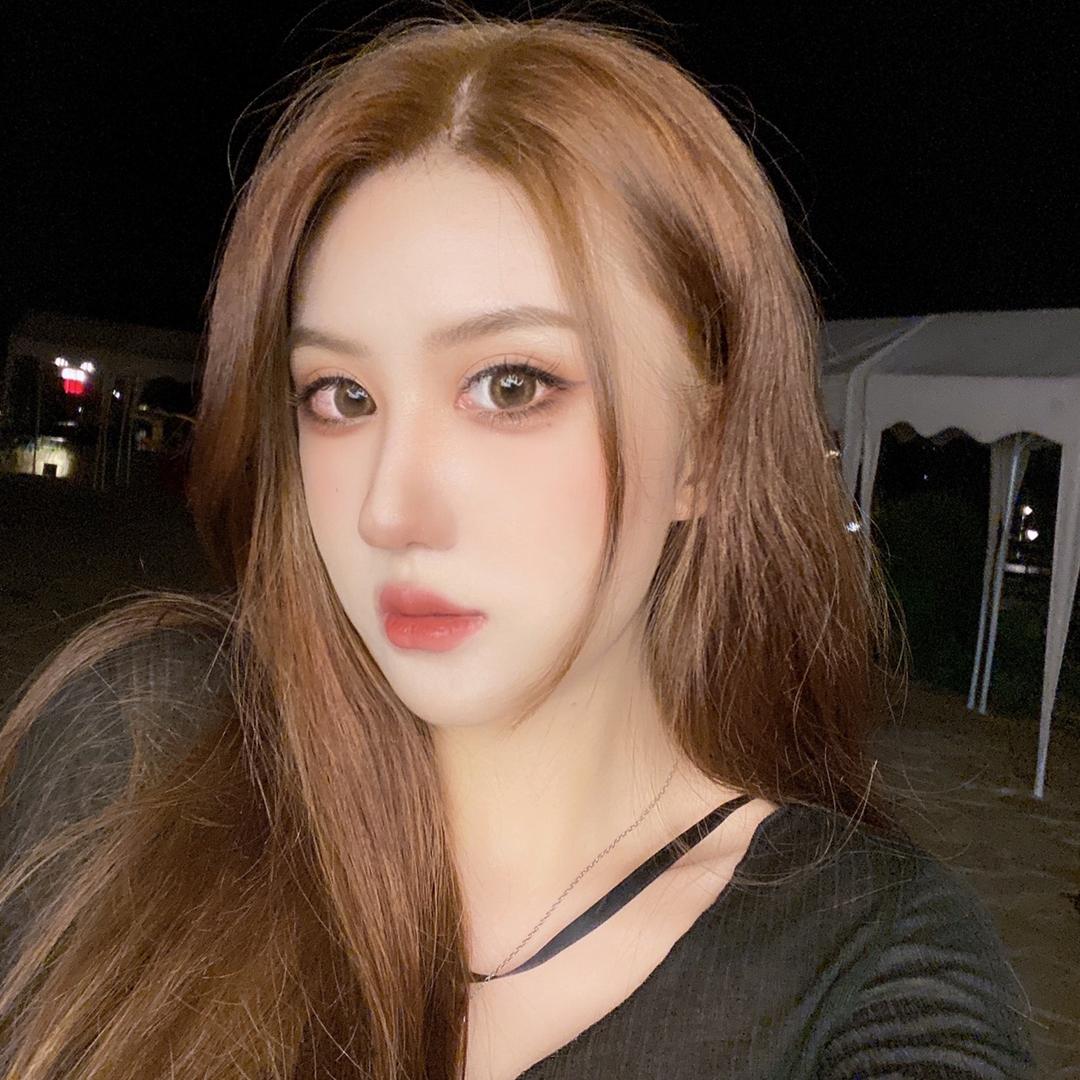 小不点lilbit