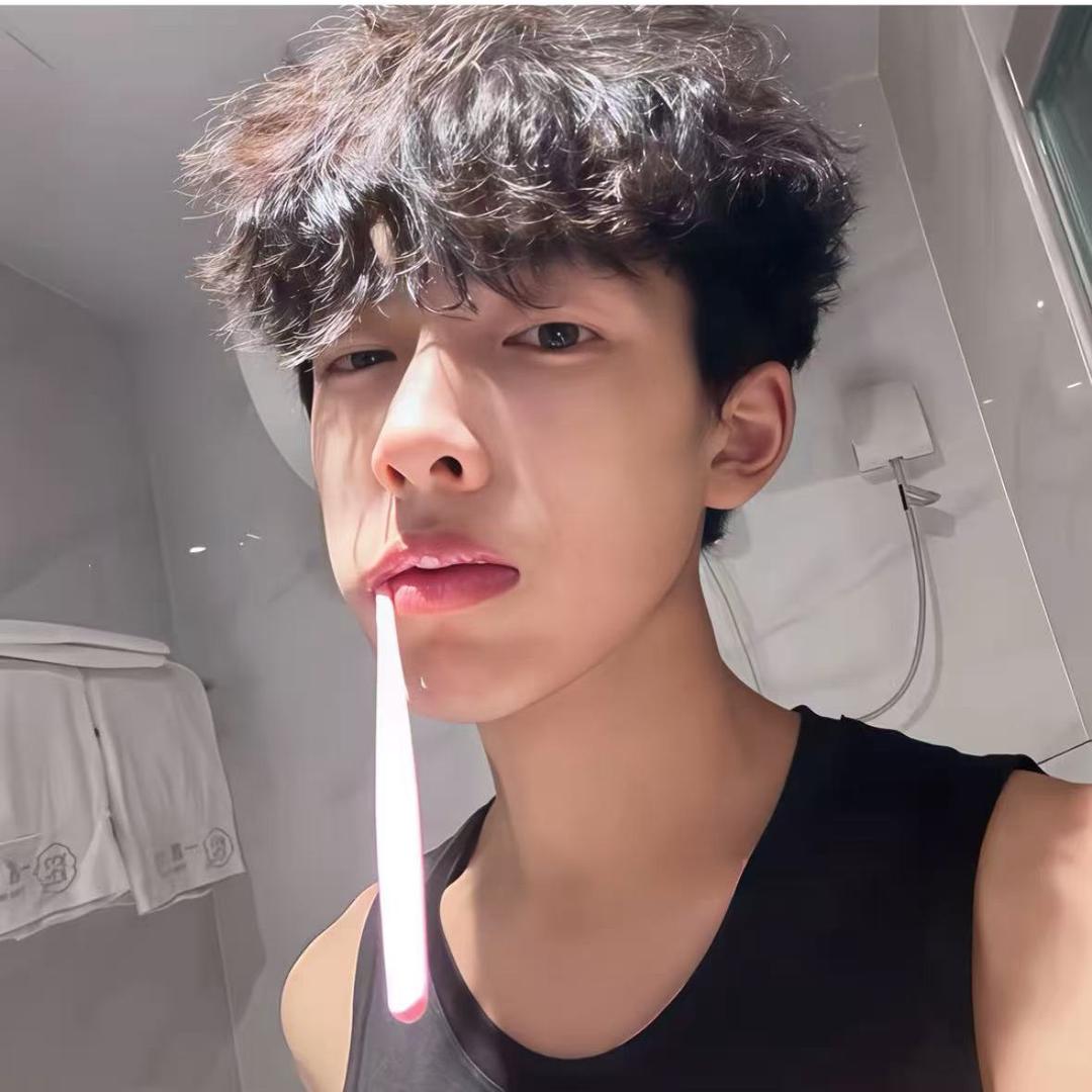 我不叫彭于晏-
