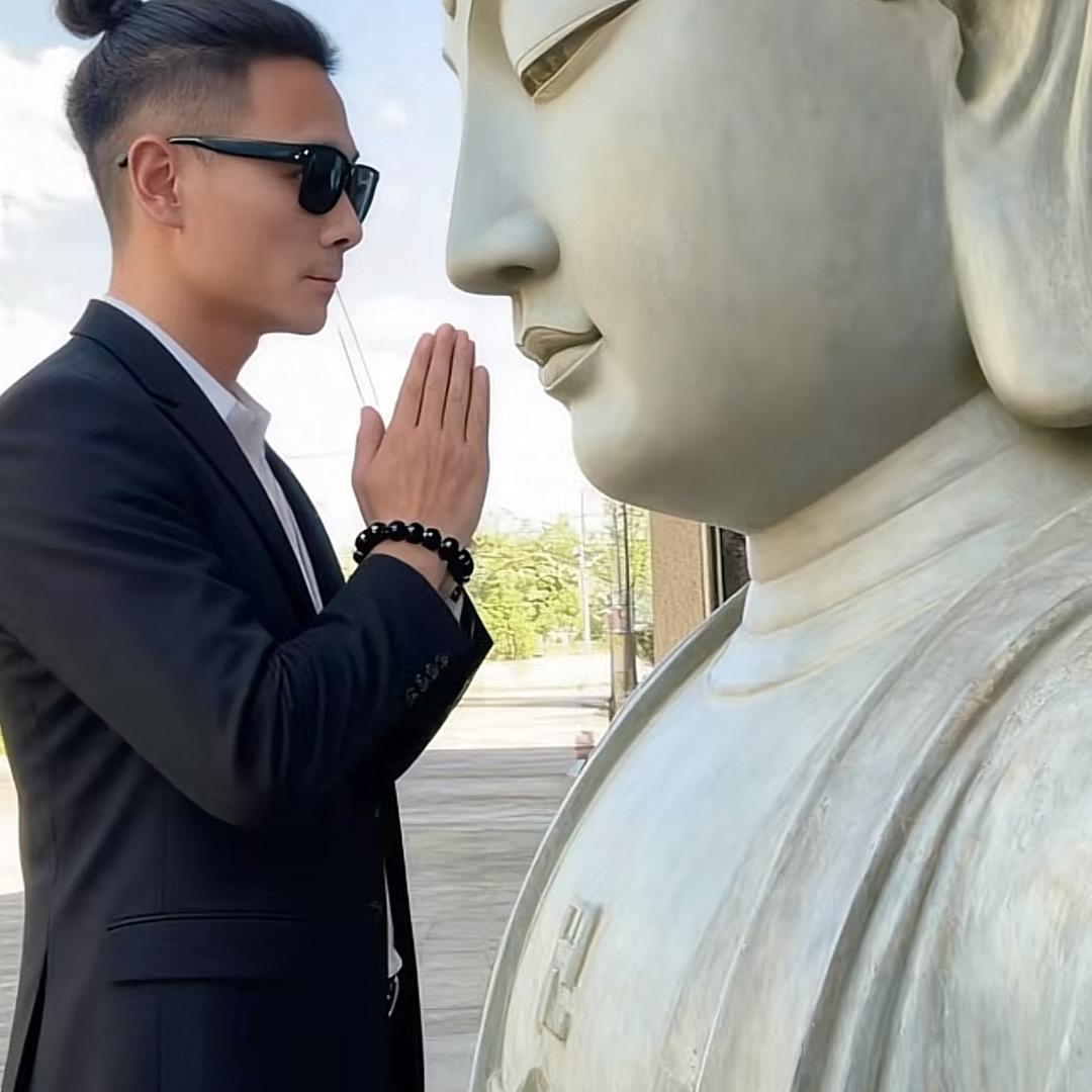 小 木 匠   正能量