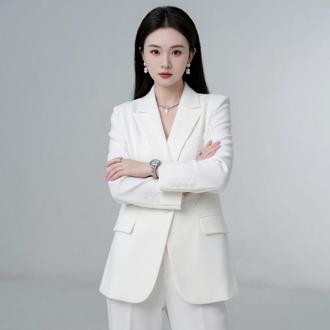 毛毛爱探店