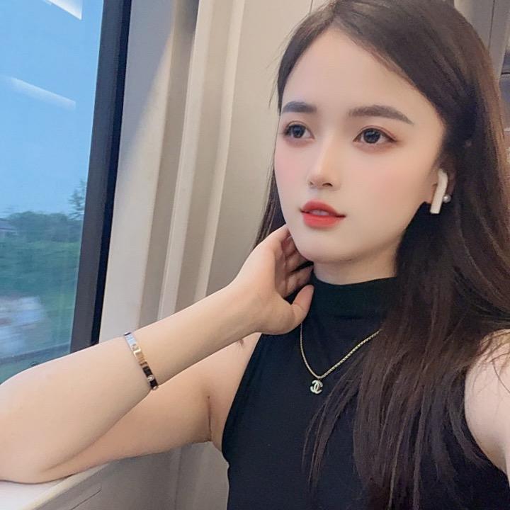 荣荣日常生活零食铺