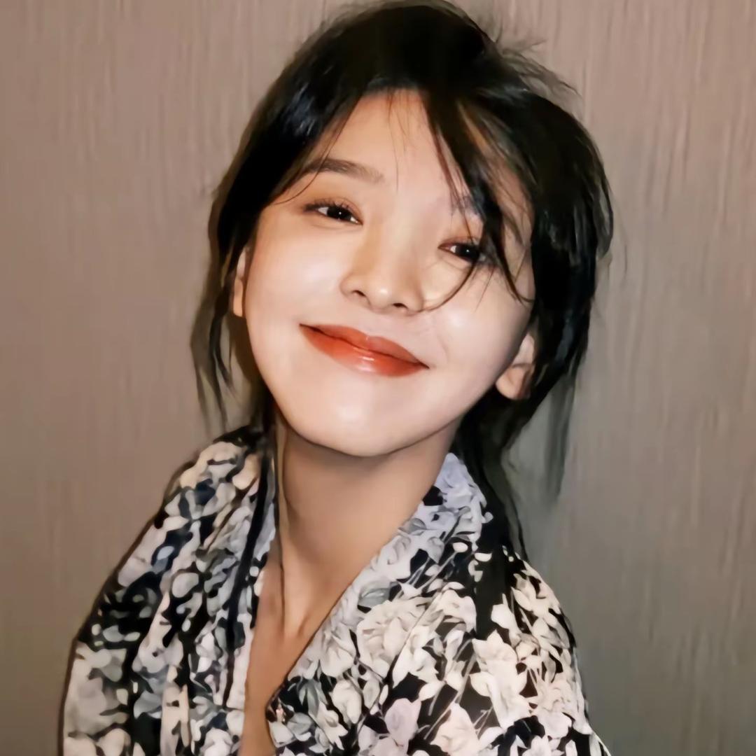 向阳。