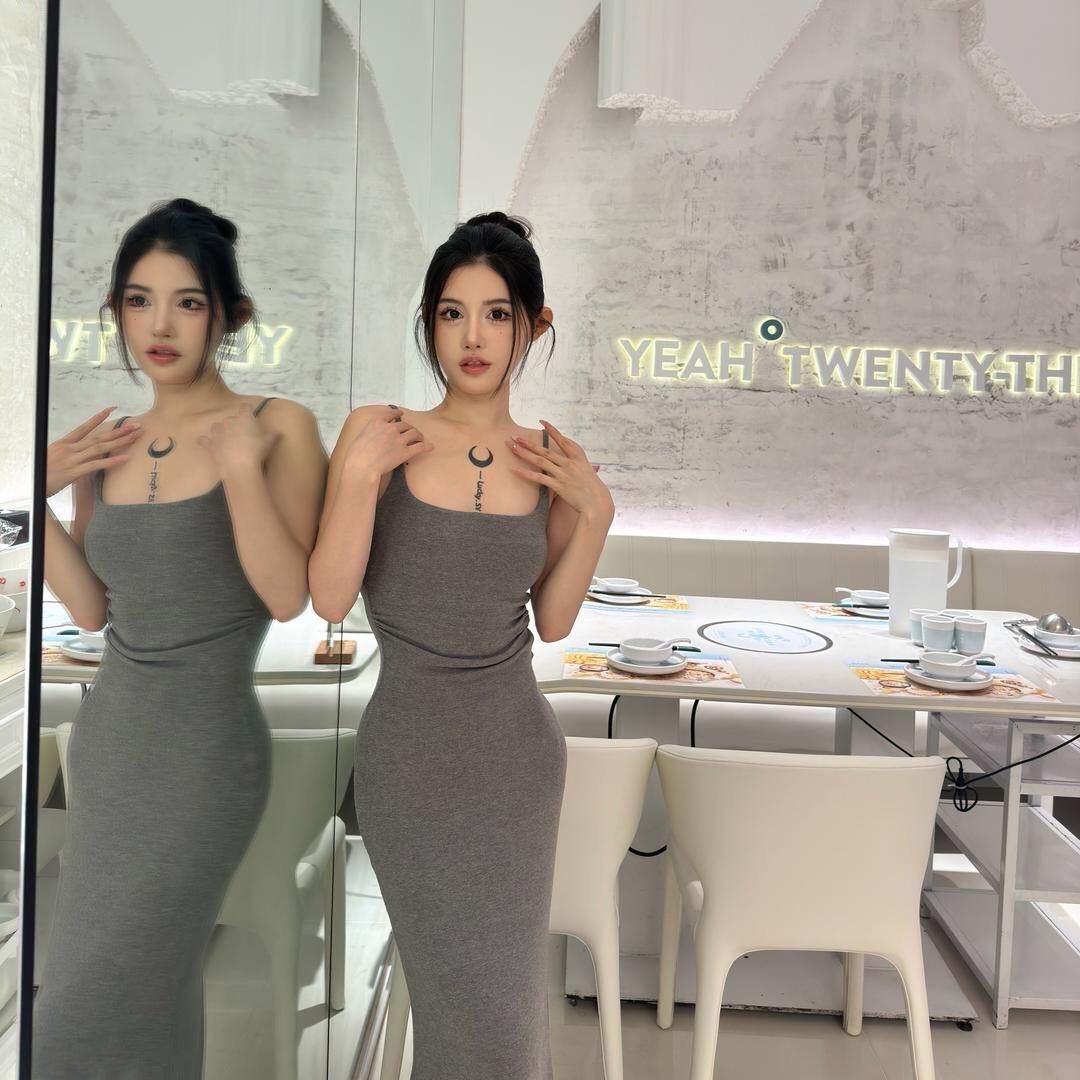 郑州月月发财服饰