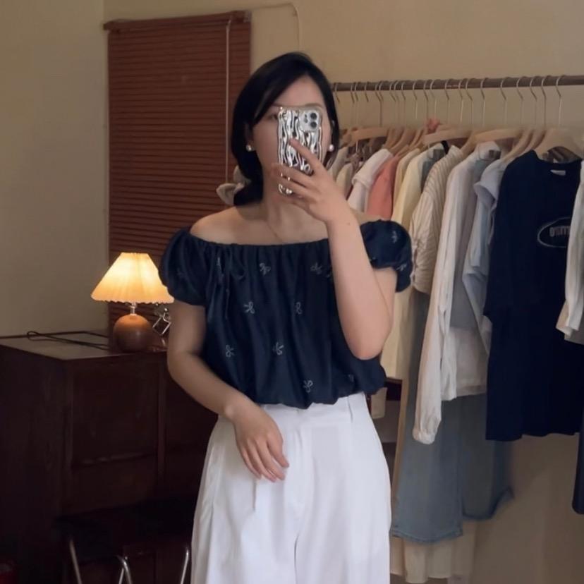 南湖新区UM服装店