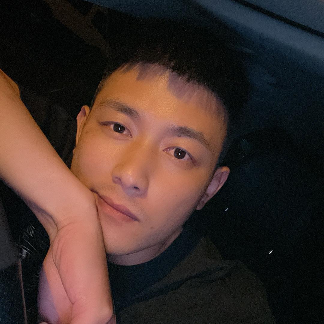 🎈…K K……🦦