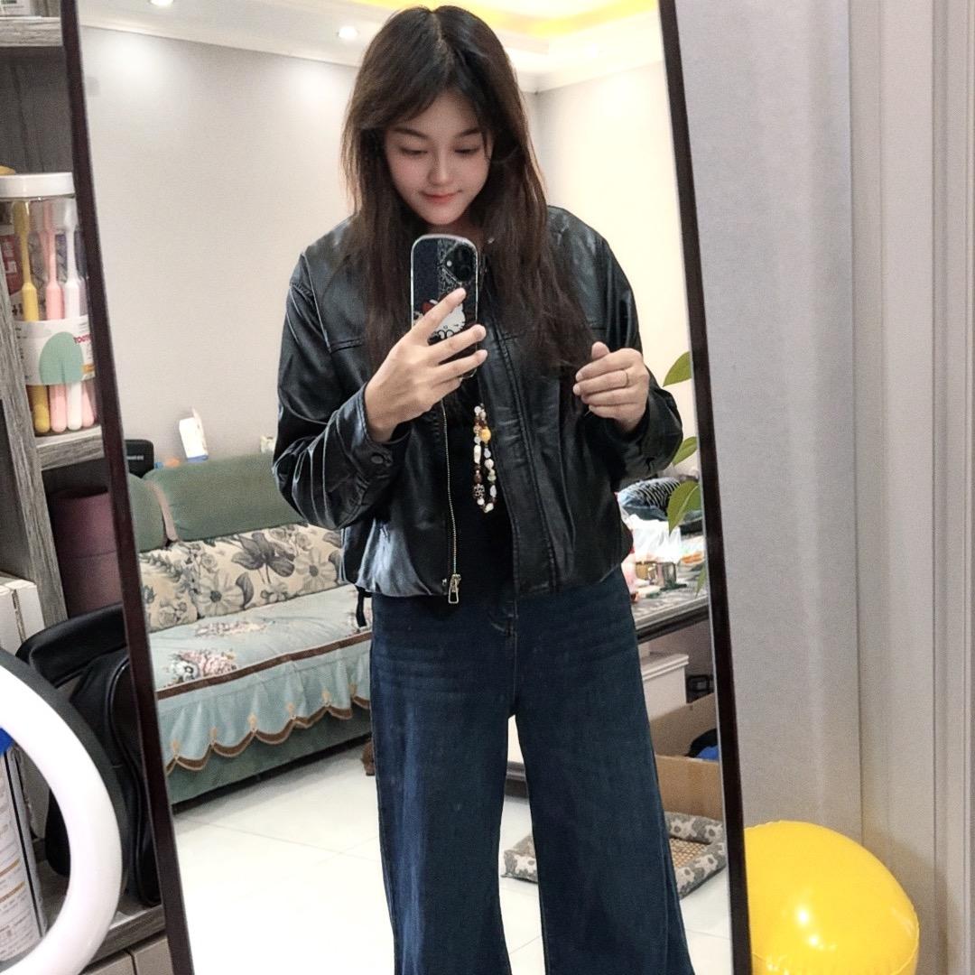 A . 👻 筱筱筱菲