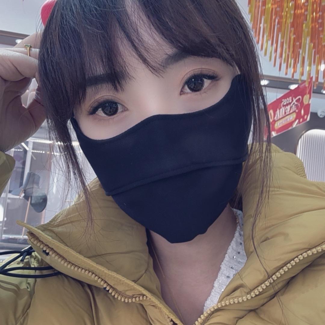 A可乐👸🏻不渴