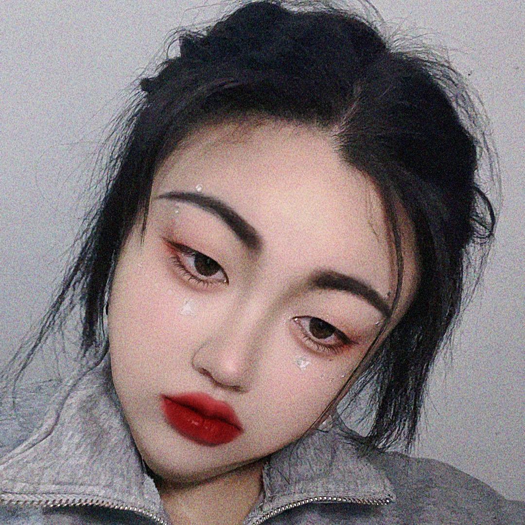 筱娜同学ʕ•̫͡•ʔ