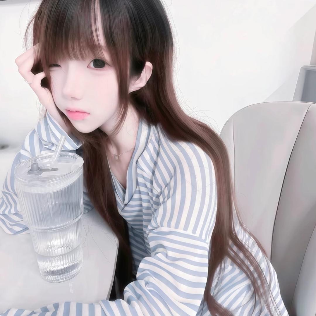 做只幸福小猫🐾