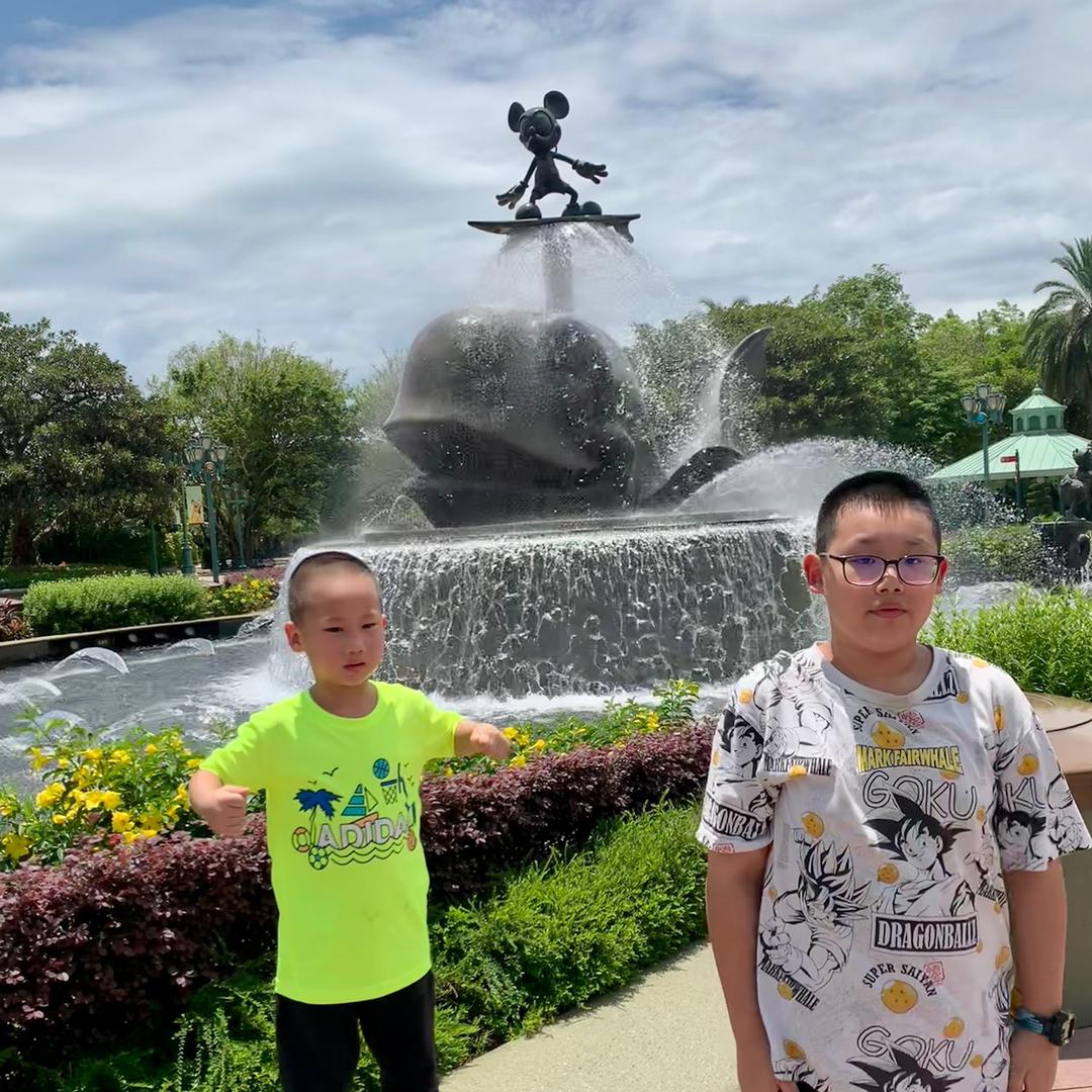 江湖只配少年