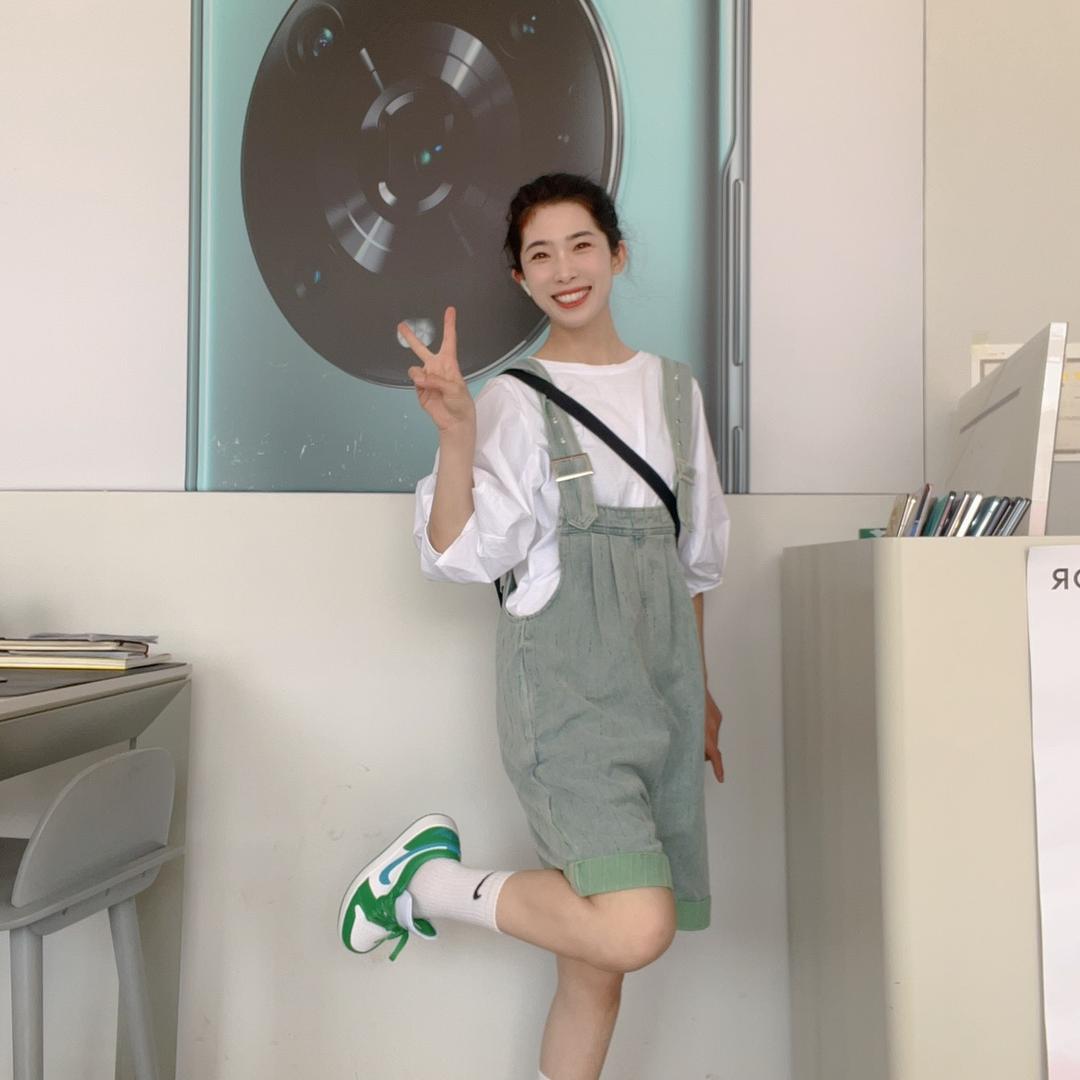小侯同学