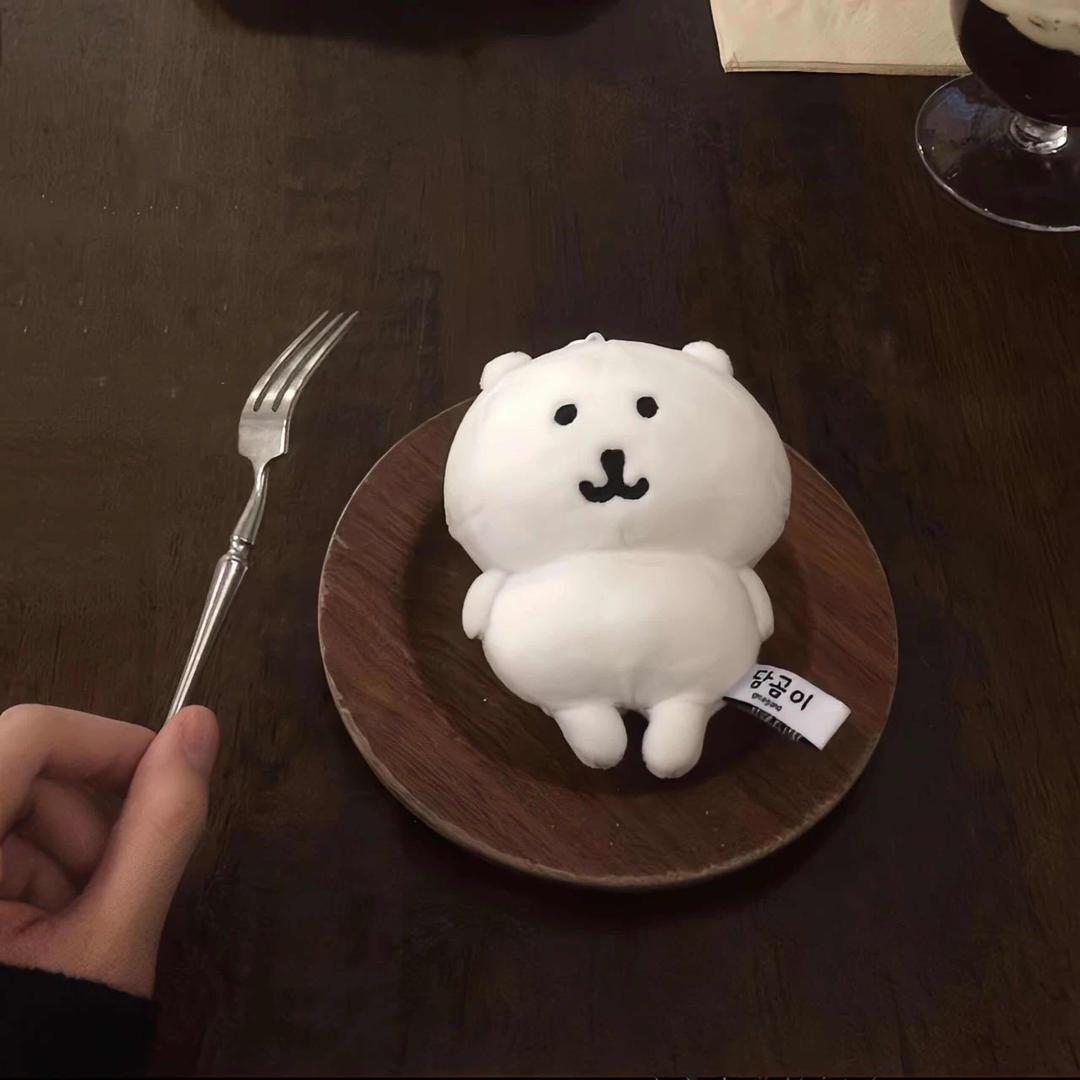 泪水掉在飞记杯一边触电一边飞