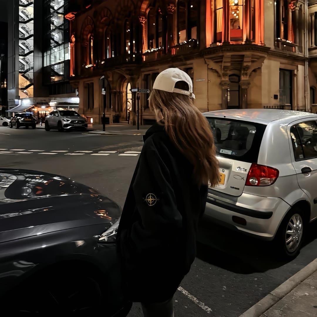 高雅人士视察中