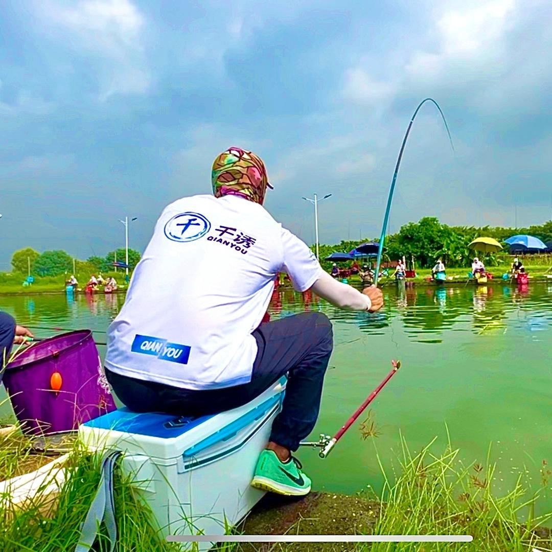 千诱、小罗爱钓回锅鱼