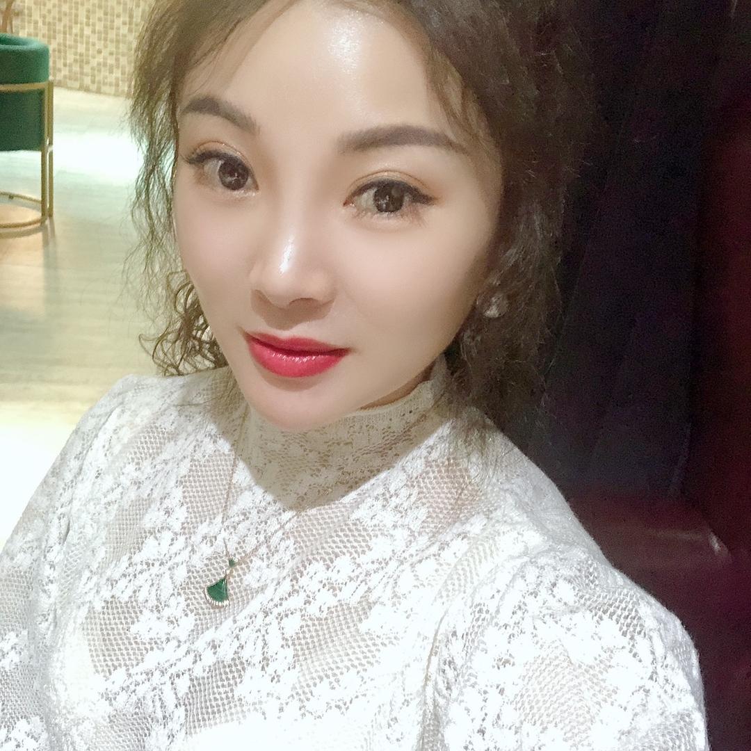茅台小姐姐💋