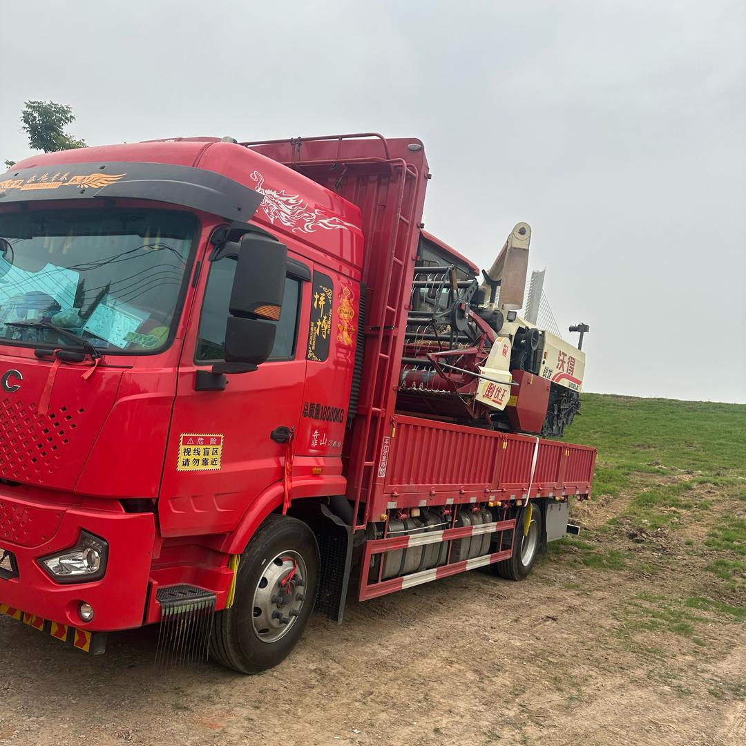 定远小伙  (货运) 收割机团队