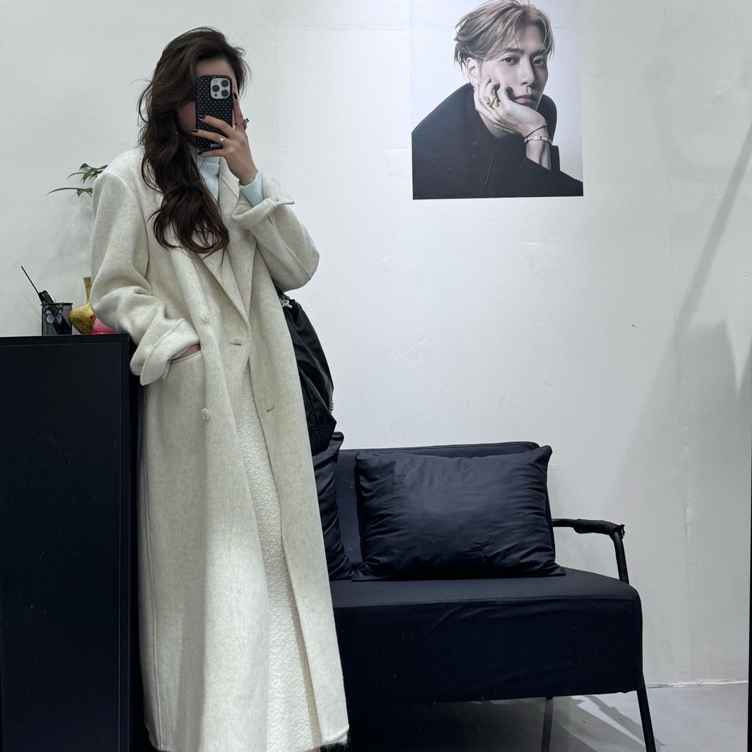 ᜊ小郑不嘻嘻ᜊ