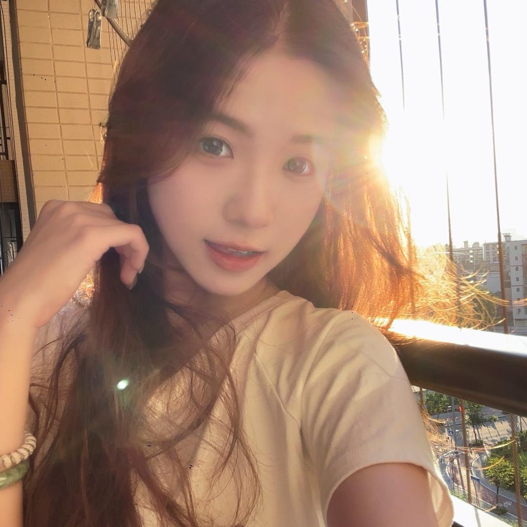 Yuna.