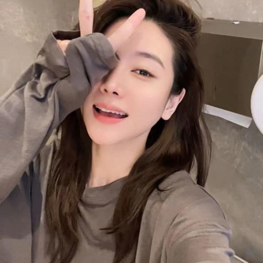 月月不吃鱼百变穿搭