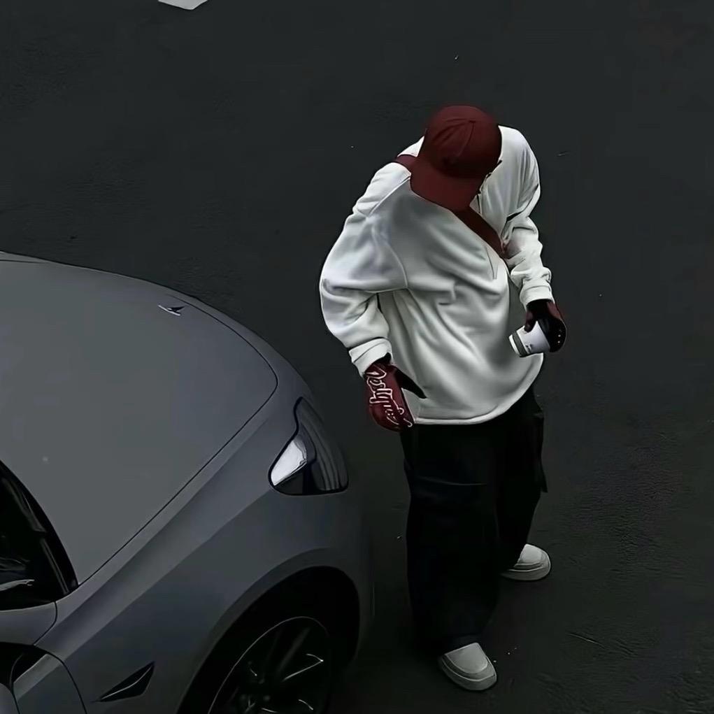 小罗吖.