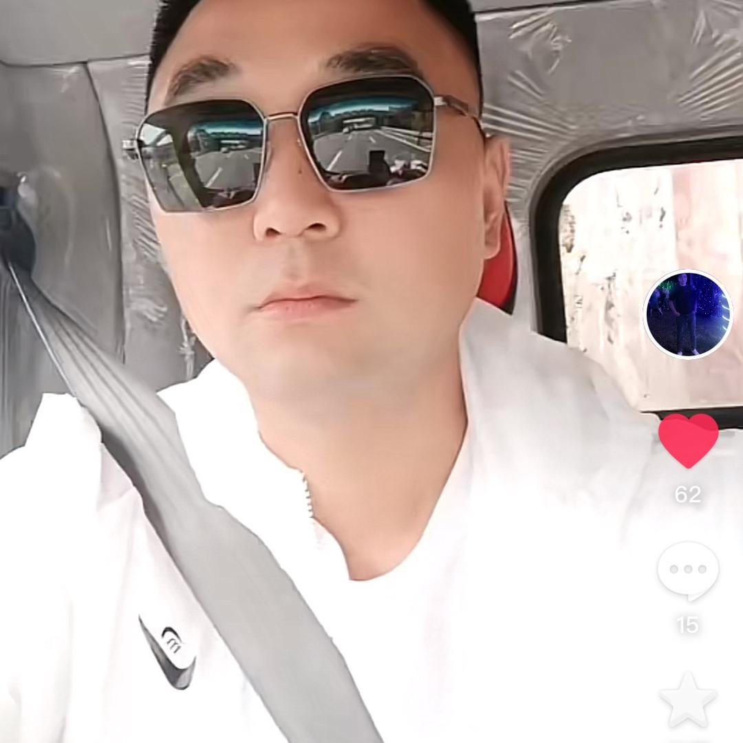 小王批鹅
