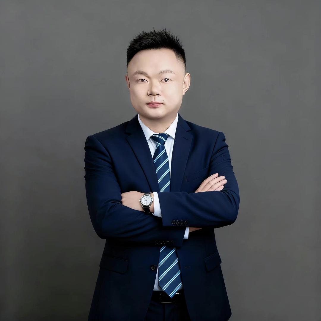 深圳冉冉时光负责人【张哥】