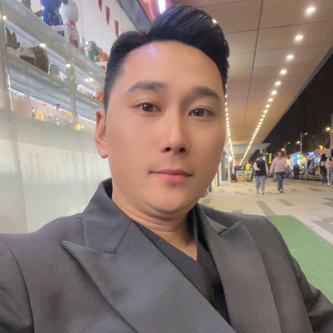 蔡哈哈，嘉杨二手车批发零售