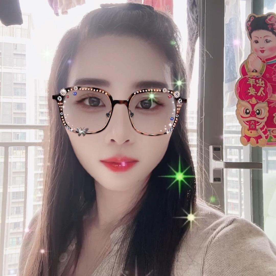 小可爱😍助