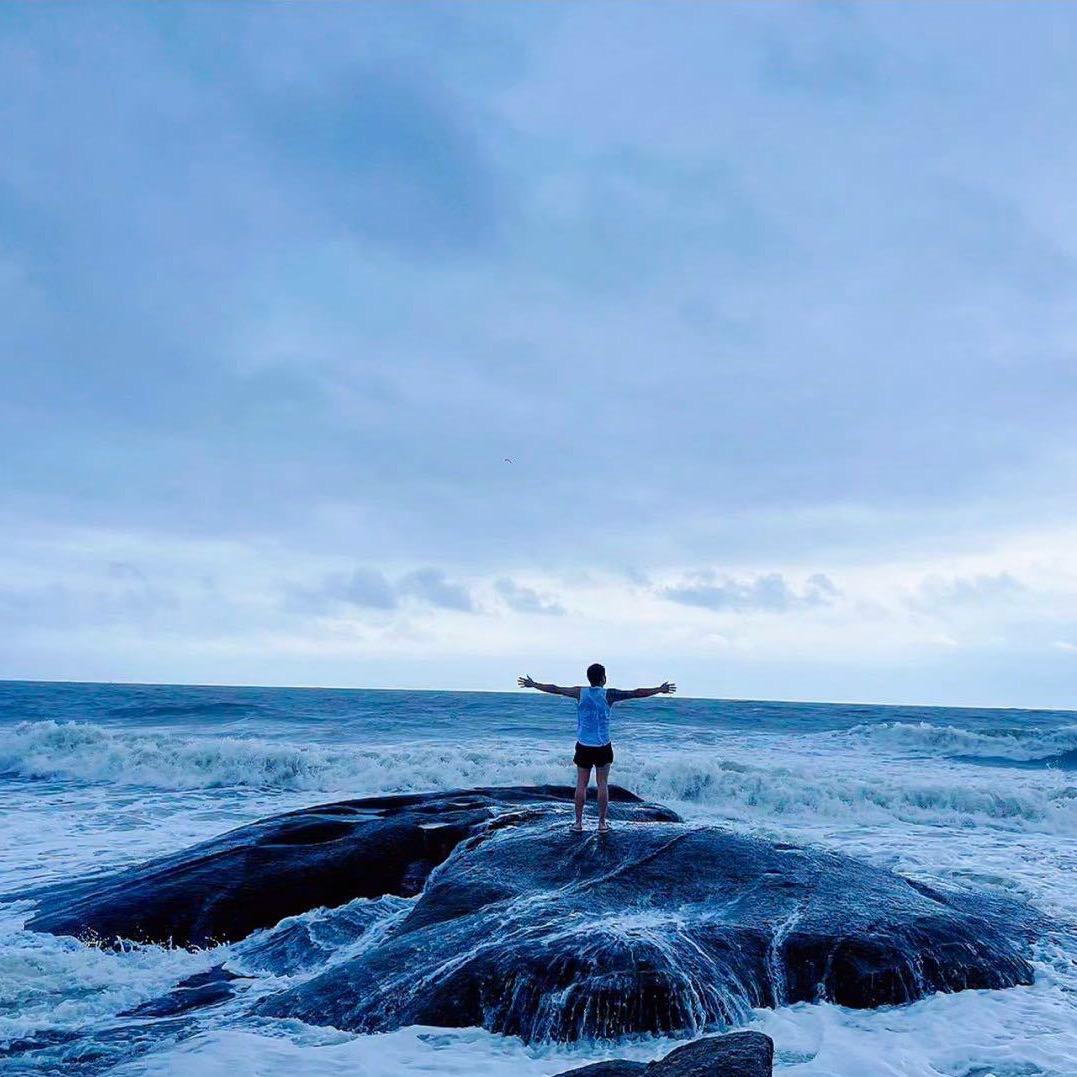 海闊天空