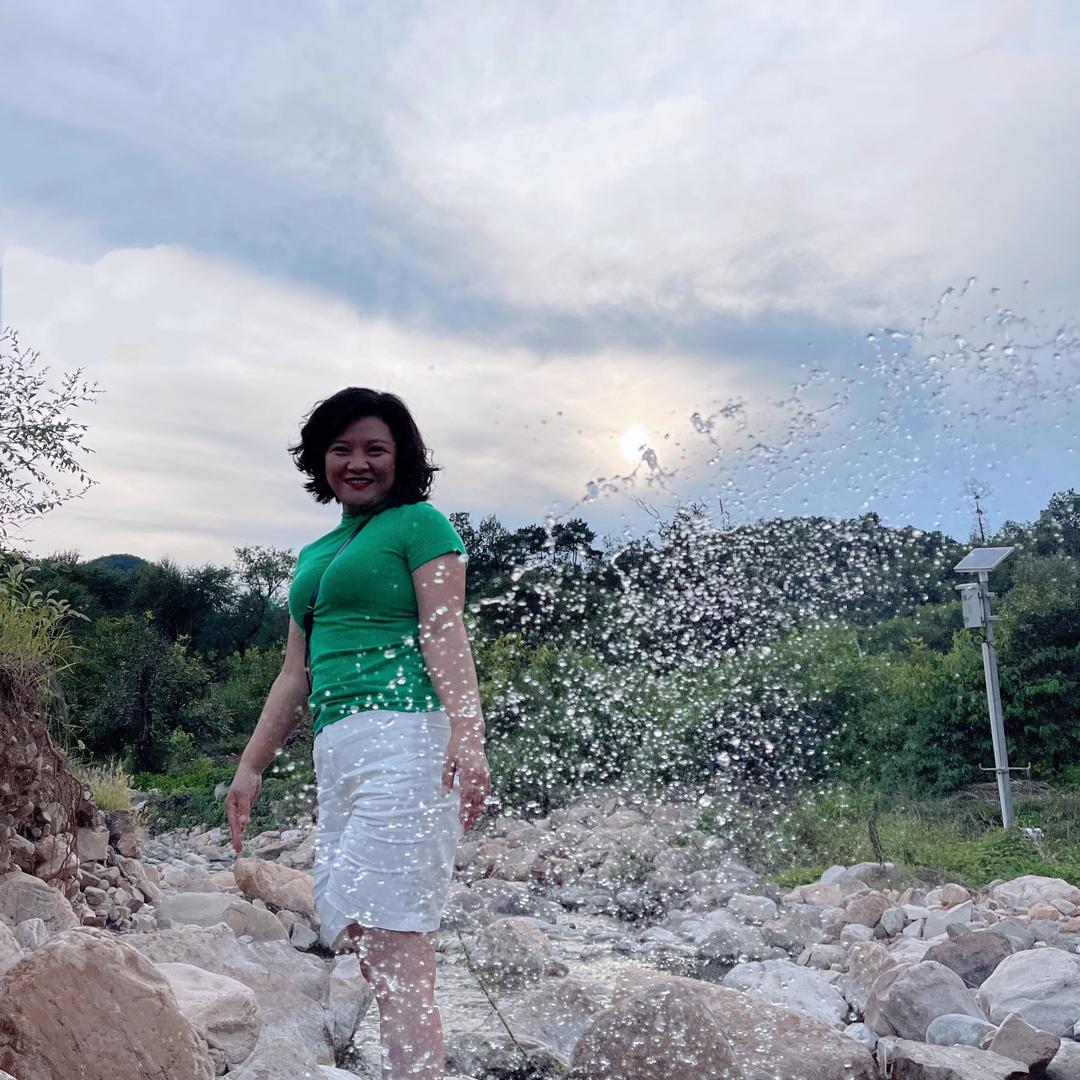 李姐在天津卖门窗-德信