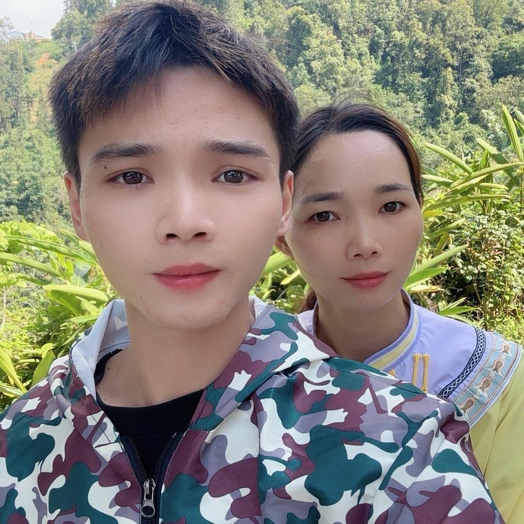 小荣的大山生活