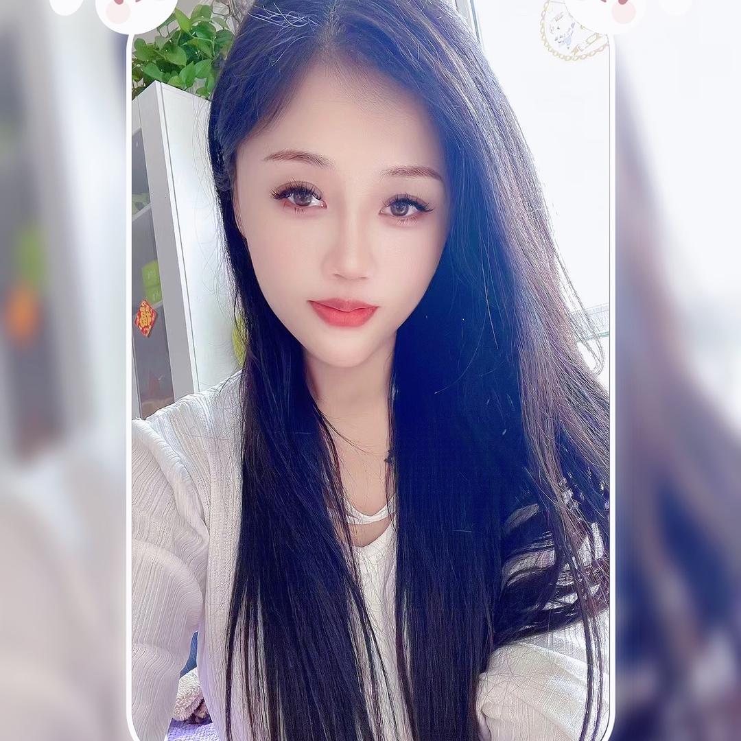 叫我小露露吖🌈