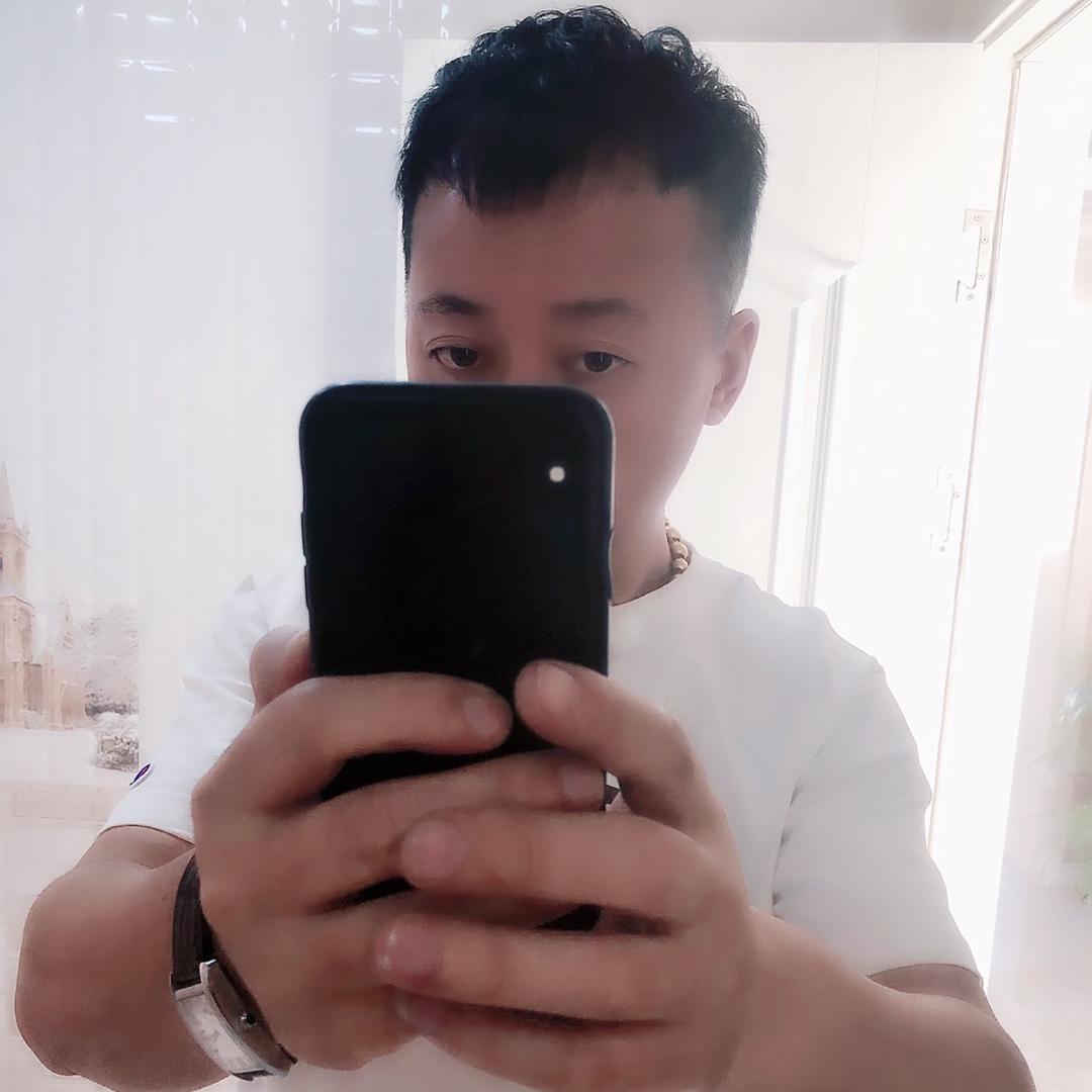 🚬༼ཽ༉ꫛ小人物এۣ࿐