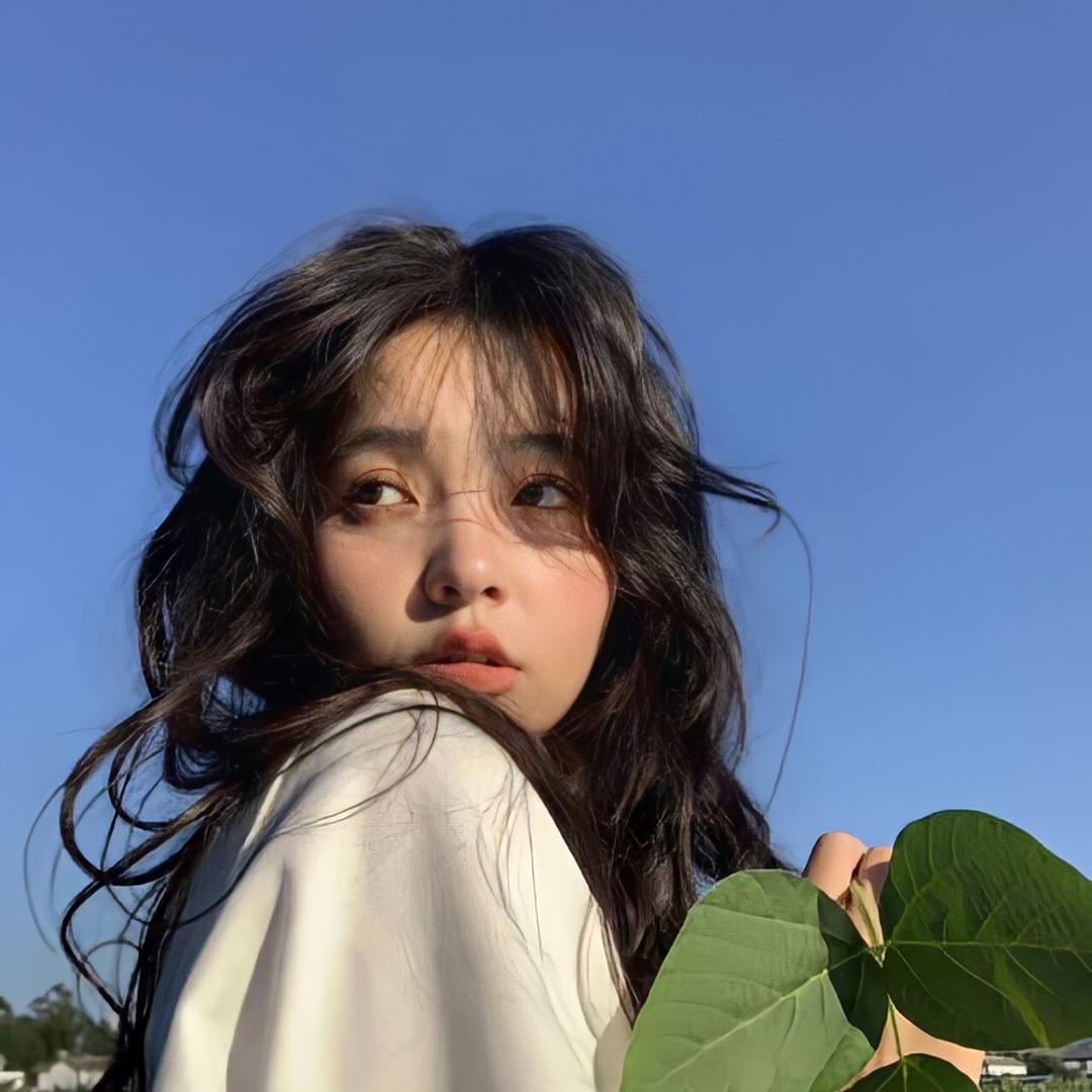 我是弯弯呀✨