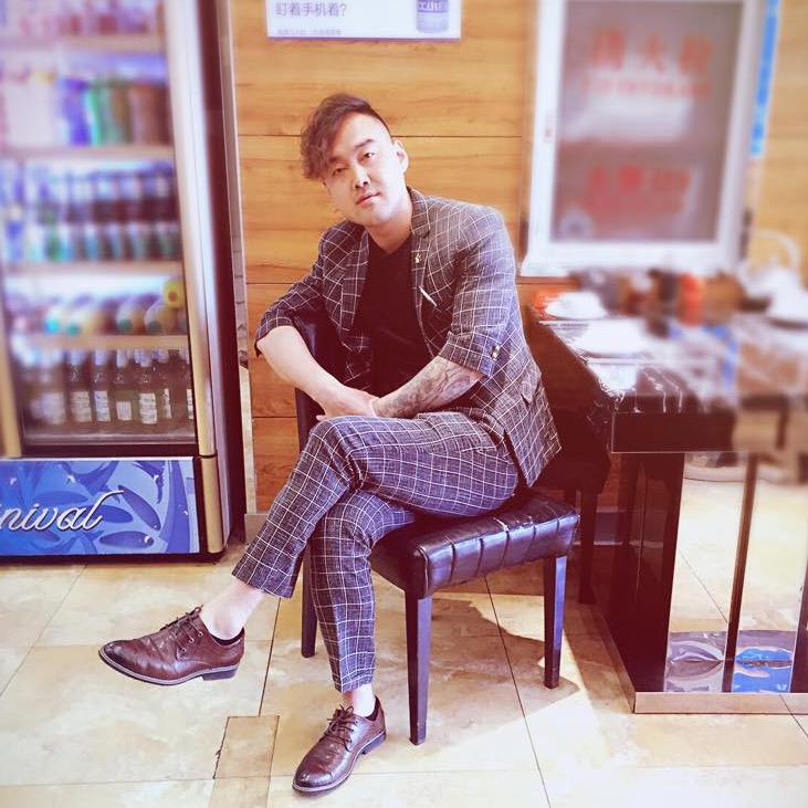 晋江老韩鞋服
