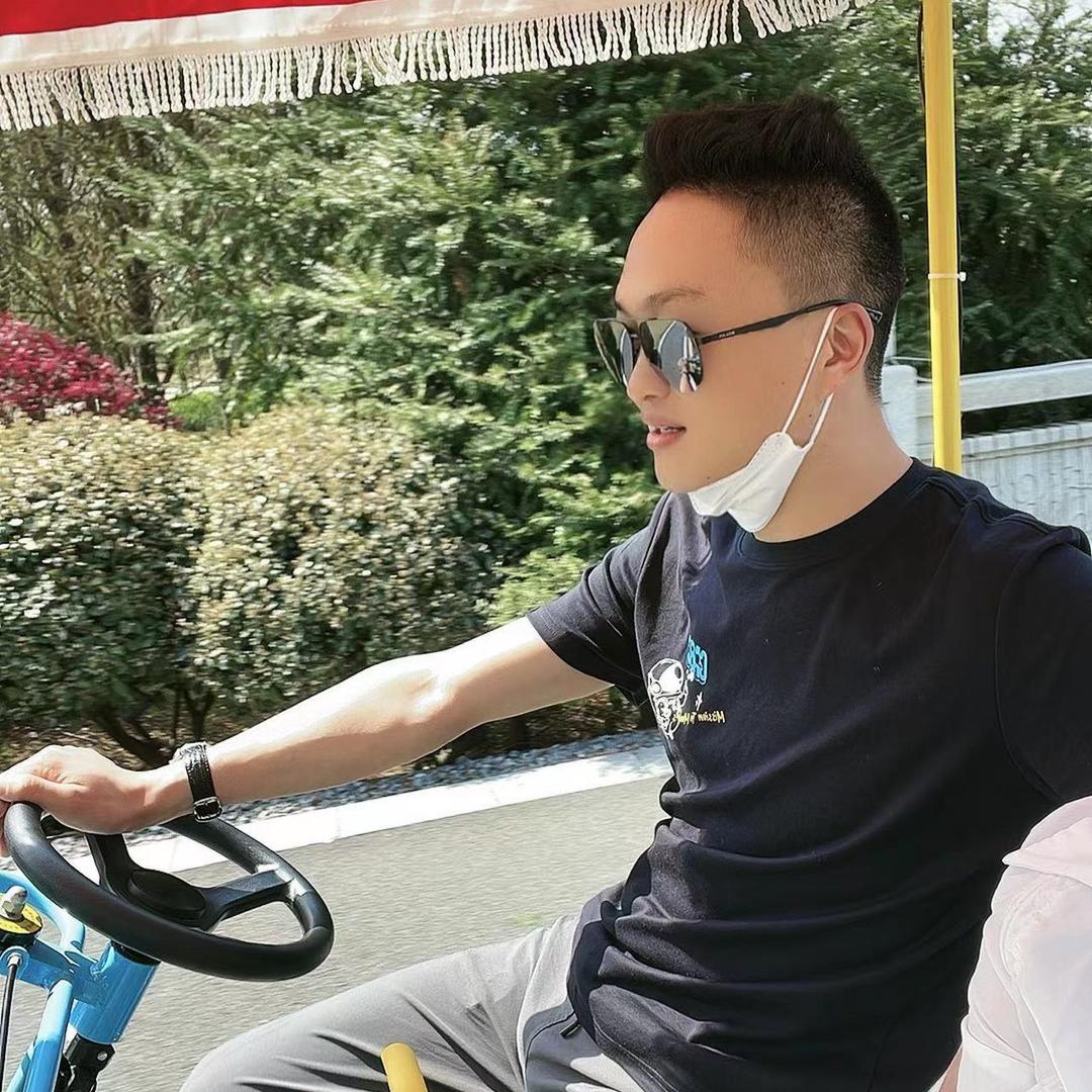 九零后的阳光老男孩