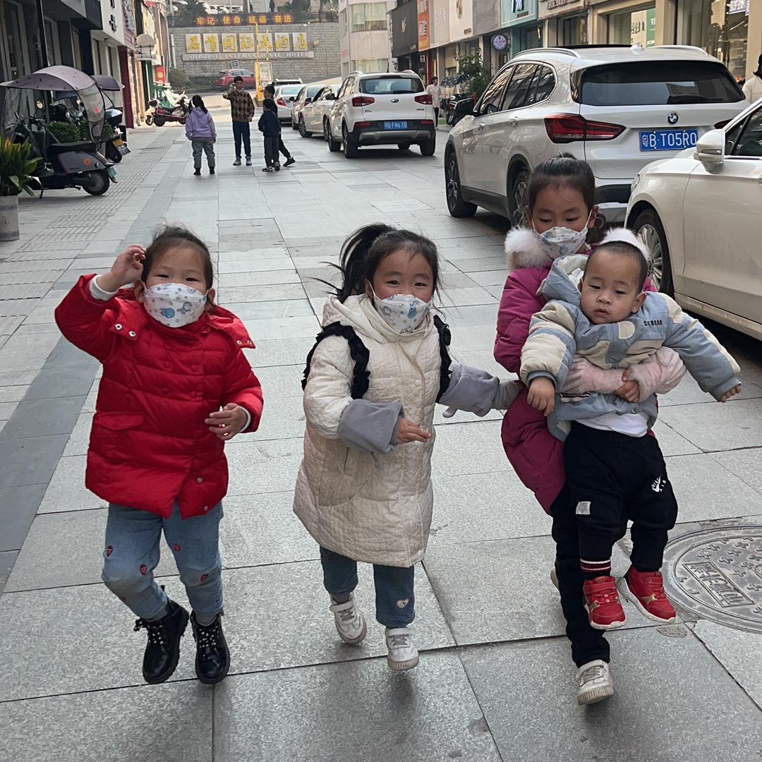 海刺(三文鱼刺身专卖店)官方号