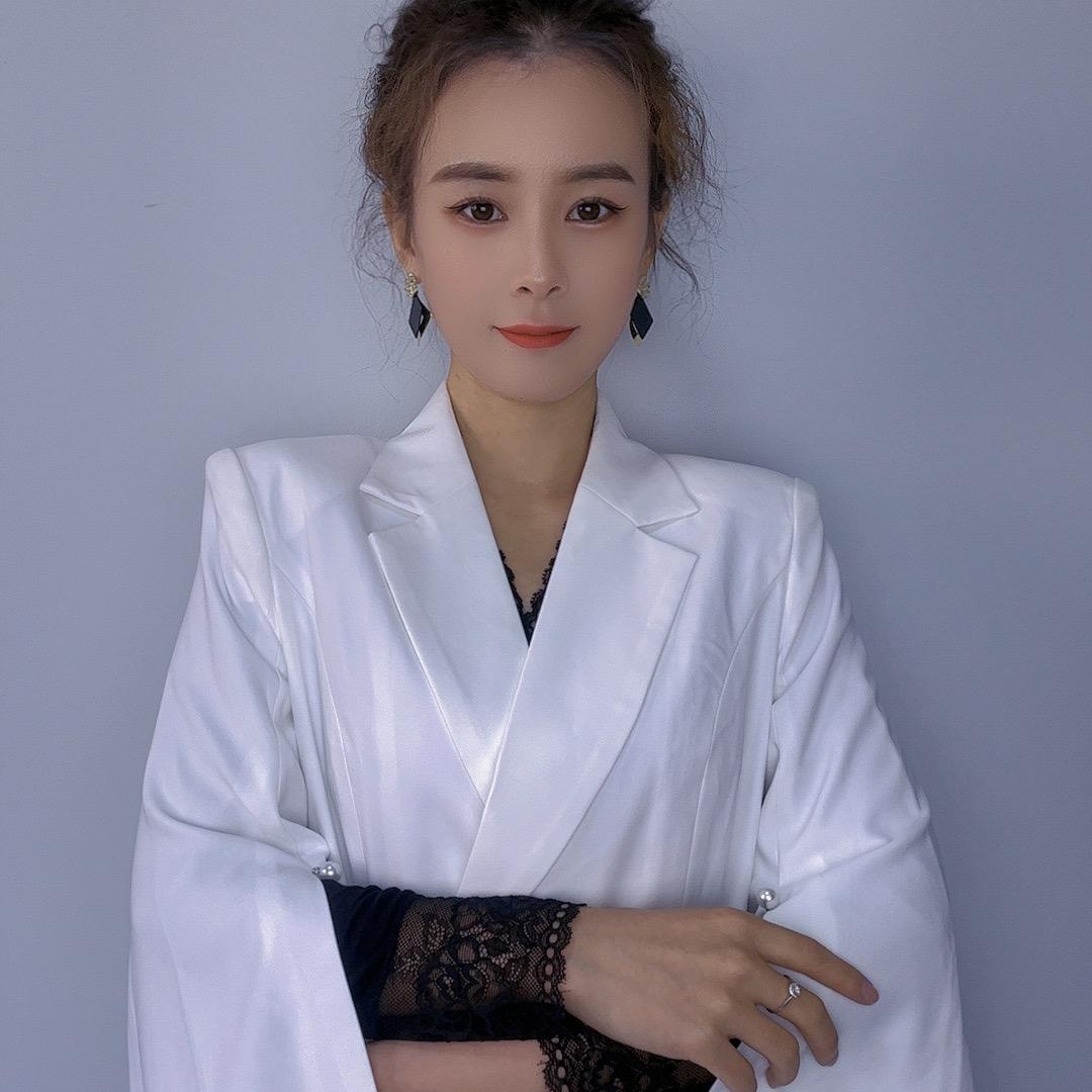 刘小姐的小蛮腰